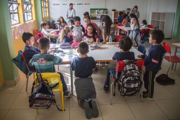 Prefeitura v\u00ea escola Lumiar como modelo para terceiriza\u00e7\u00e3o e mudan\u00e7as ...