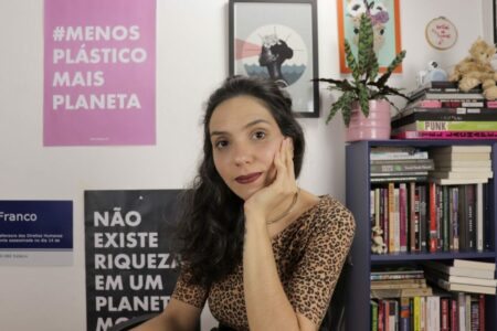 Marina Colerato: “O consumo e a nossa sociedade do consumo funcionam na base da alienação”. (Arquivo pessoal)
