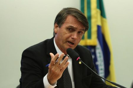 Afrodescendentes de quilombos ‘não servem nem para procriar’, diz Bolsonaro no clube Hebraica do Rio