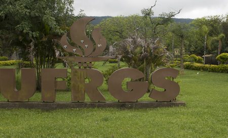 Cinco chapas disputam eleição para novo DCE da UFRGS
