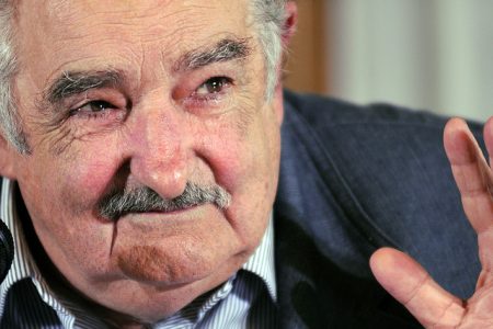 Em comunicado, Mujica defende legalização da maconha no Uruguai
