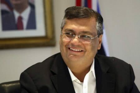 Flávio Dino, governador do Maranhão, deixa o PCdoB