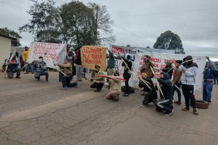 Protesto na SC 283, no tevo do município de Paial. (Foto: Zigue Timm)