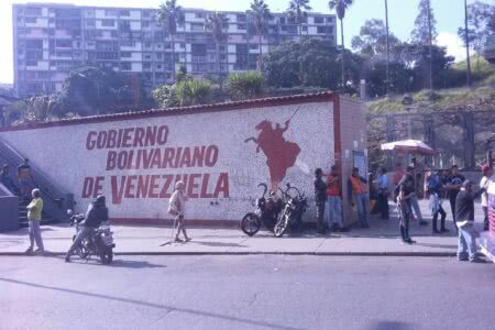 Economia da Venezuela é alvo de sanções e bloqueios dos EUA há mais de uma década.  (Foto: Marco Weissheimer)