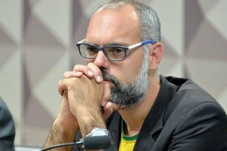 Allan dos Santos é condenado por caluniar cineasta que defendeu exposição Queermuseu