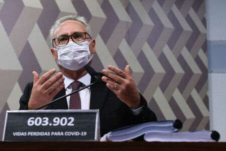 Renan Calheiros apresentou os principais pontos do relatório de mais de mil páginas | Foto: Edilson Rodrigues/Agência Senado