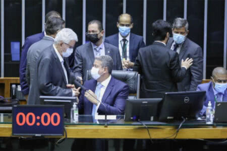 Com estilo trator, Arthur Lira conduziu vitória bolsonarista na Câmara dos Deputados | Foto: Antônio Augusto/Câmara dos Deputados