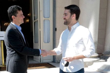 Sergio Moro e o governador do RS, Eduardo Leite, no Palácio Piratini (Divulgação)