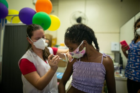 Vacinação de crianças iniciou dia 19 de janeiro em Porto Alegre. Foto: Luiza Castro/Sul21