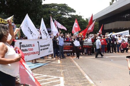Manifestação de servidores federais por reajuste em 2022 | Foto: Fonacate