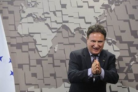 Quem é o ‘guru ambiental’ de Bolsonaro denunciado por cientistas em revista internacional