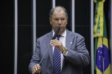 Alceu Moreira desiste de concorrer ao governo do RS pelo MDB