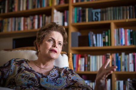 Ex-presidenta Dilma irá participar de debate sobre violência política de gênero, em Porto Alegre
