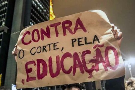 ADUFRGS-Sindical denuncia corte de 14,5% no orçamento da Educação