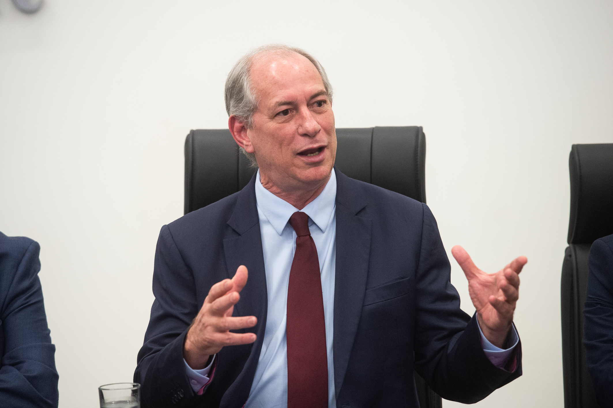 Ciro Gomes Com 33 milh es passando fome as pessoas n o est o