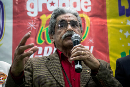 Coletiva de imprensa anunciou candidatura de Olívio Dutra para senador. Foto: Luiza Castro/Sul21