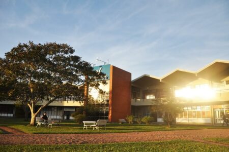 Ato contra o fechamento dos cursos está marcado para a próxima terça-feira (26), no campus de São Leopoldo. Foto: Reprodução/Facebook