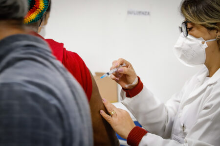Covid 19: Porto Alegre libera quarta dose de vacina para pessoas com 37 anos ou mais