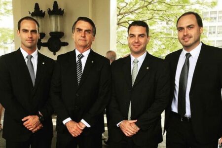 STF derruba censura a reportagens sobre compra de imóveis pela família Bolsonaro