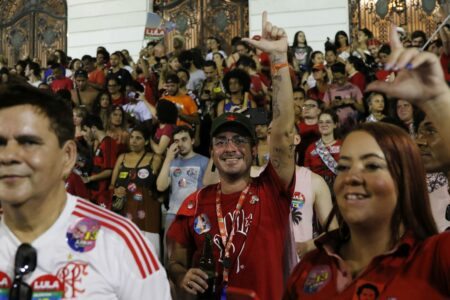 Em festa, eleitores de Lula comemoram nas ruas de todo o país; veja fotos