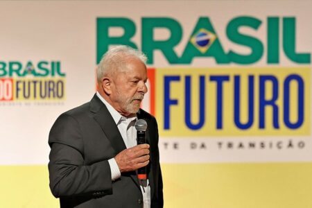 Lula anuncia Haddad na Fazenda e ministros da Defesa, Justiça, Casa Civil e Itamaraty