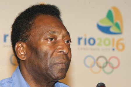 Bolsonaro decreta luto de três dias pela morte de Pelé
