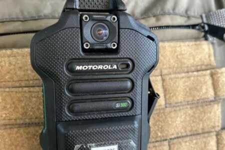 Estado faz licitação para fornecimento de câmeras corporais para polícia civil e brigada