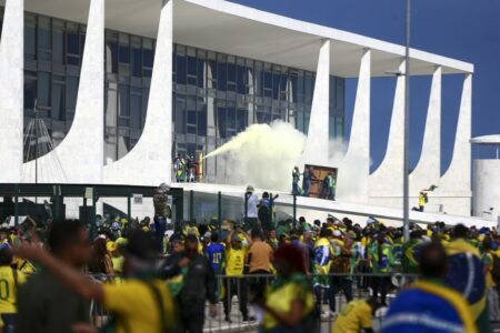 Manifestantes invadem Congresso, STF e Palácio do Planalto. Foto: Marcelo Camargo/Agência Brasil
