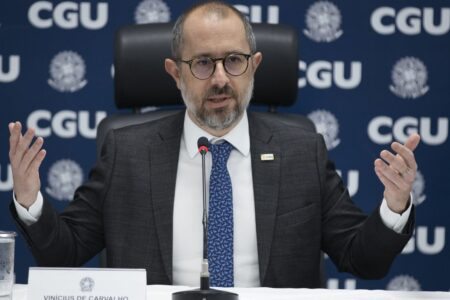 CGU revisa regras de acesso à informação do governo federal e vai derrubar sigilos de Bolsonaro