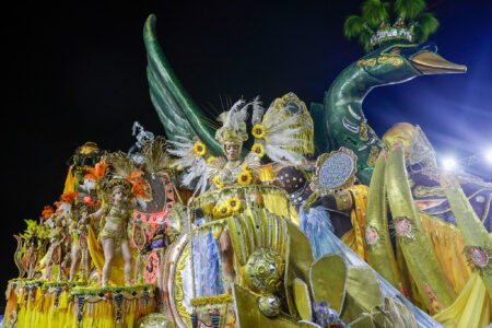 Estado Maior da Restinga é campeã do Carnaval de Porto Alegre