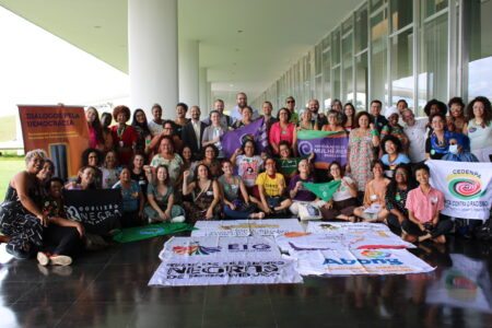 Diálogos pela Democracia reuniu organizações em Brasília (Foto: Daniela Huberty)