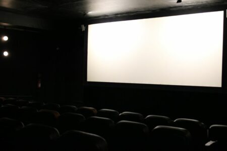 Público voltou a frequentar salas de cinema em 2022