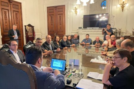 FSP se reuniu com o secretário Artur Lemos na tarde de terça-feira 
 | Foto: Karen Viscardi
