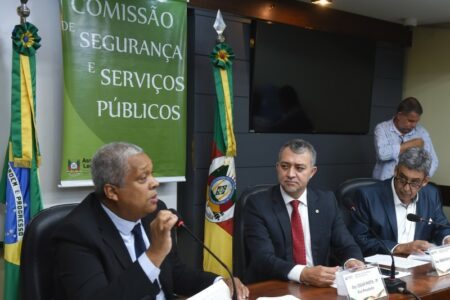 Luiz Afonso Senna durante a sabatina na Comissão de Segurança e Serviços Públicos da AL em 2020  |  Foto: Vinicius Reis