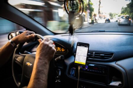 STF forma maioria para unificar futura decisão sobre Uber e motoristas