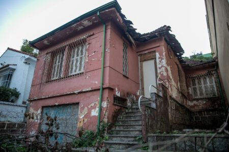 Atual proprietário pretende vender o terreno onde existe a casa do aclamado escritor modernista. Foto: Luiza Castro/Sul21