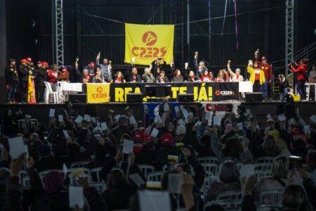 Sindicato realizou assembleia na tarde desta sexta (14) no Pepsi on Stage. Foto: Luiza Castro/Sul21