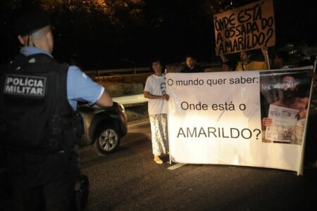 Amarildo desapareceu em julho de 2013, após ser detido por policiais militares e conduzido, da porta de sua casa, em direção à sede da UPP do bairro. Foto: Fernando Frazão/Agência Brasil