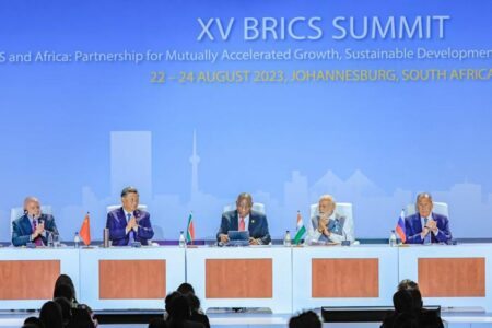 Presidente Luiz Inácio Lula da Silva, na Sessão I do Diálogo de Amigos do BRICS. Foto: Ricardo Stuckert/PR