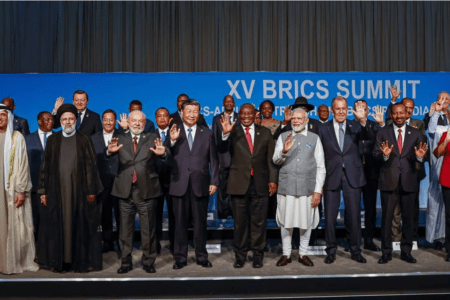 BRICS+: bloco do Sul global ou vitória diplomática da China? (por Luiza Peruffo e André Moreira Cunha)