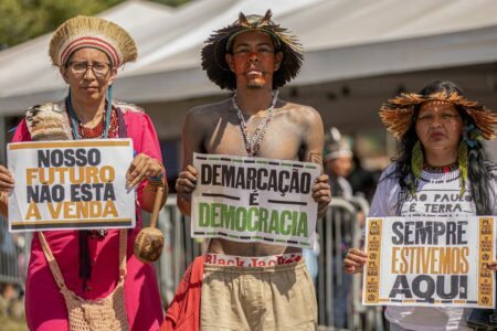 Os atos de protesto começaram em frente à Biblioteca Nacional, no centro da capital federal. Foto: Joédson Alves/Agência Brasil