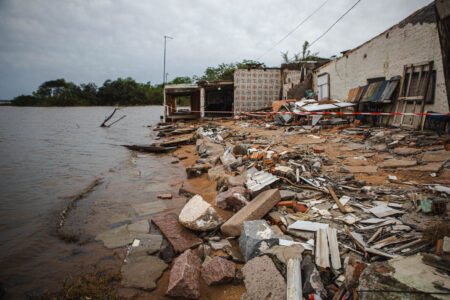 Porto Alegre: uma semana após enchente histórica, cenário no Lami é de devastação
