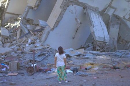 Destruição causada pelos ataques israelenses em Gaza. Foto: UNRWA
