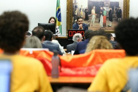 Texto vai ser analisado por mais duas comissões antes de ir a plenário.
Foto Lula Marques/ Agência Brasil