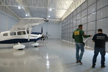 Hangar na Grande Florianópolis foi um dos locais alvos do mandato de busca. Foto: MPRS