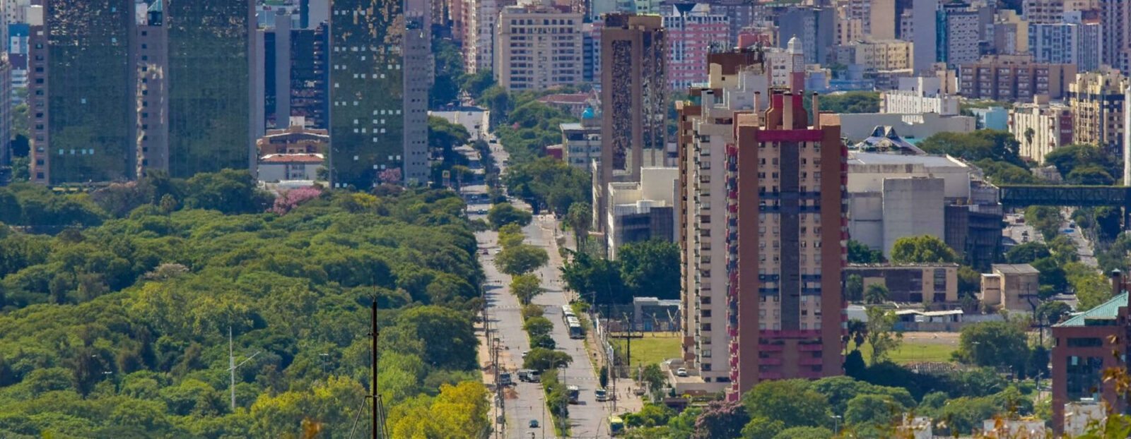 Porto Alegre se molda a partir de interesses que contemplam uma pequena parcela da população. Foto: Maria Ana Krack/PMPA
