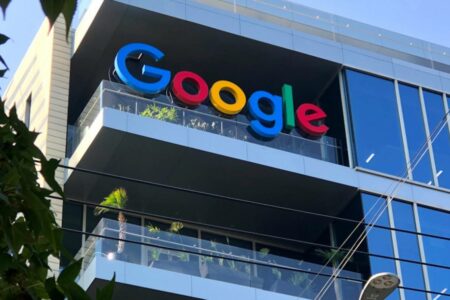 Google faz acordo bilionário por rastrear dados de pessoas em navegação privada