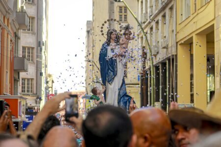 Procissão de Nossa Senhora dos Navegantes percorre as ruas da Capital. Foto: Alex Rocha/PMPA
