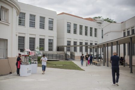 Instituto de Educação é reinaugurado depois de longo e polêmico processo de restauração