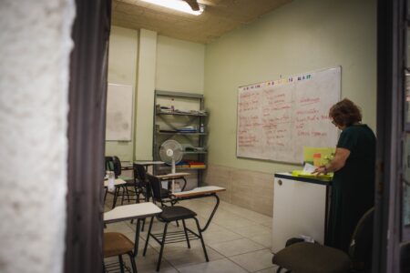 Neeja Paulo Freire terminou o ano de 2023 com 1,9 mil alunos matriculados – esse tipo de escola tem matrículas abertas o ano todo. Foto: Joana Berwanger/CPERS